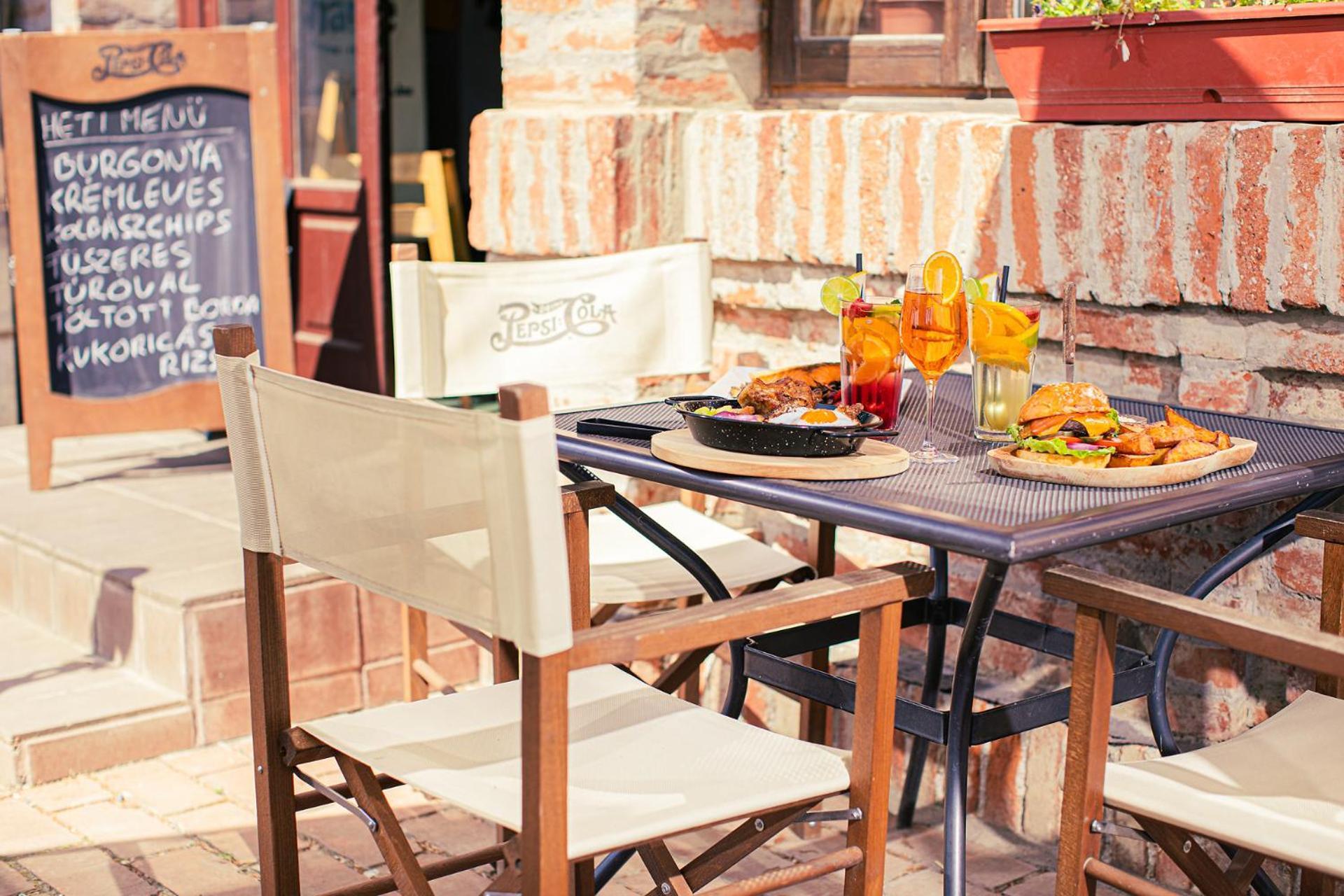 Charlie Fogado Se Hotel Szombathely Ngoại thất bức ảnh