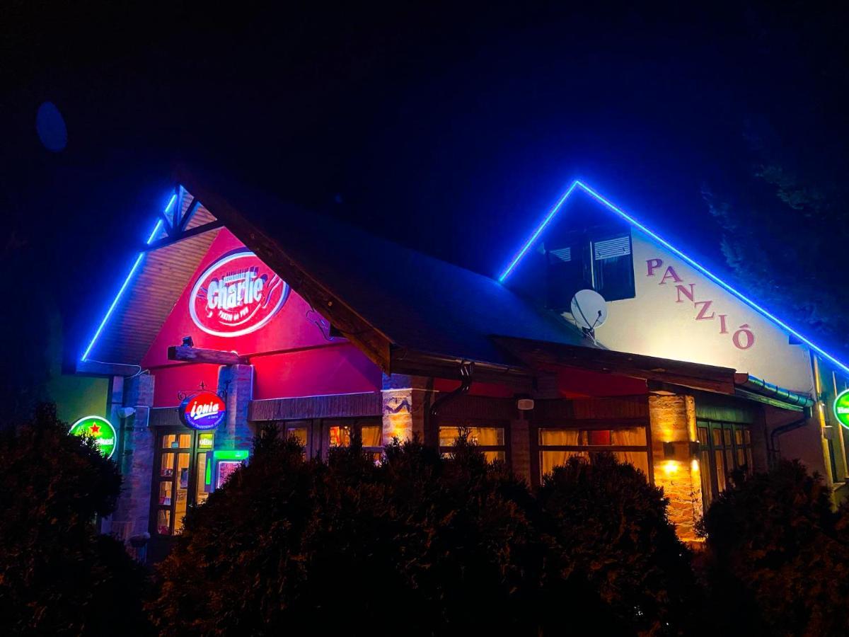 Charlie Fogado Se Hotel Szombathely Ngoại thất bức ảnh